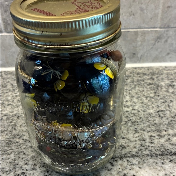 Mason Jar with Assorted jewelry Items - Picture 1 of 5